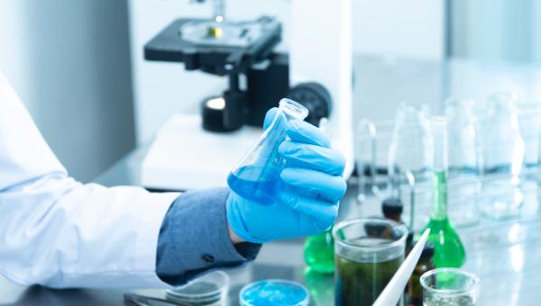 Long-term protection for hand sanitiser with Swiss technology