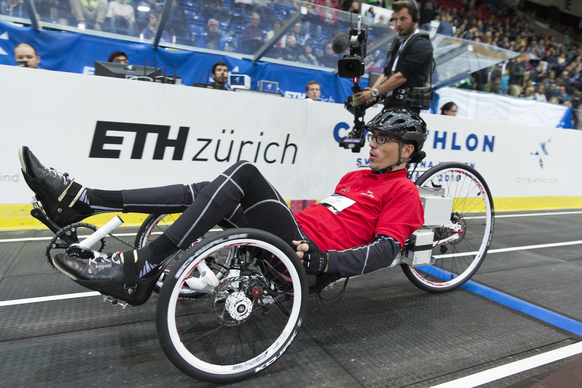 Pilot: Julien Jouffroy from the Bernese team IRPT/SPZ from Bern University of Applied Sciences BfH. The team achieved 3rd place in the FES race and is back with the new name 'BfH CybaTrike' and the same pilot in 2020.